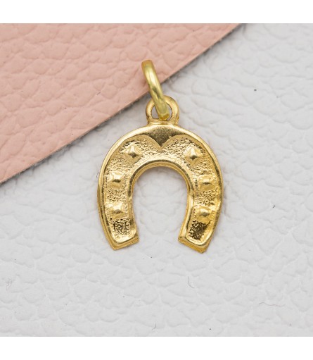 Charlie - 18 ct yellow gold horse shoe pendant - Vintage good luck charm