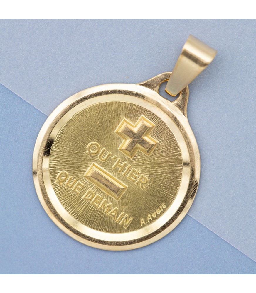 Médaille Amour Augis en or, Plus qu'hier moins que demain, A.Augis - c