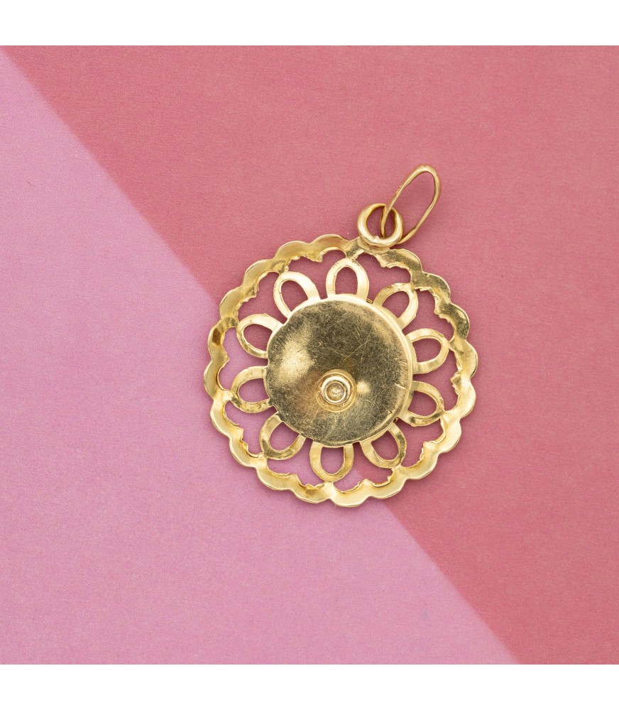 Retro 18 k yellow gold Virgin Mary charm - Open-work Estate pendant