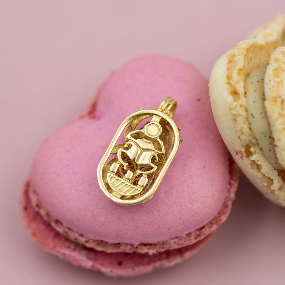 18K Egyptian Scarab...
